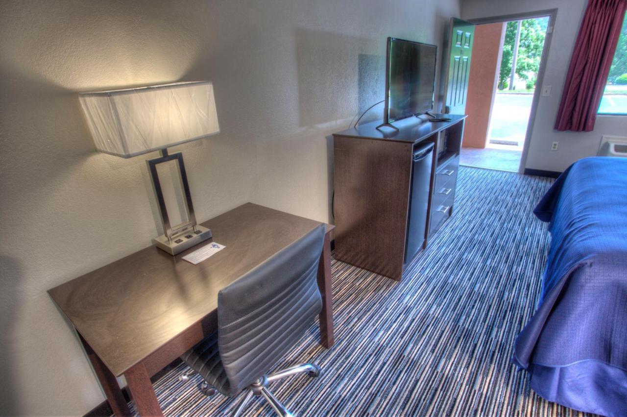 Budgetel Inn And Suites Plus Helen Ngoại thất bức ảnh
