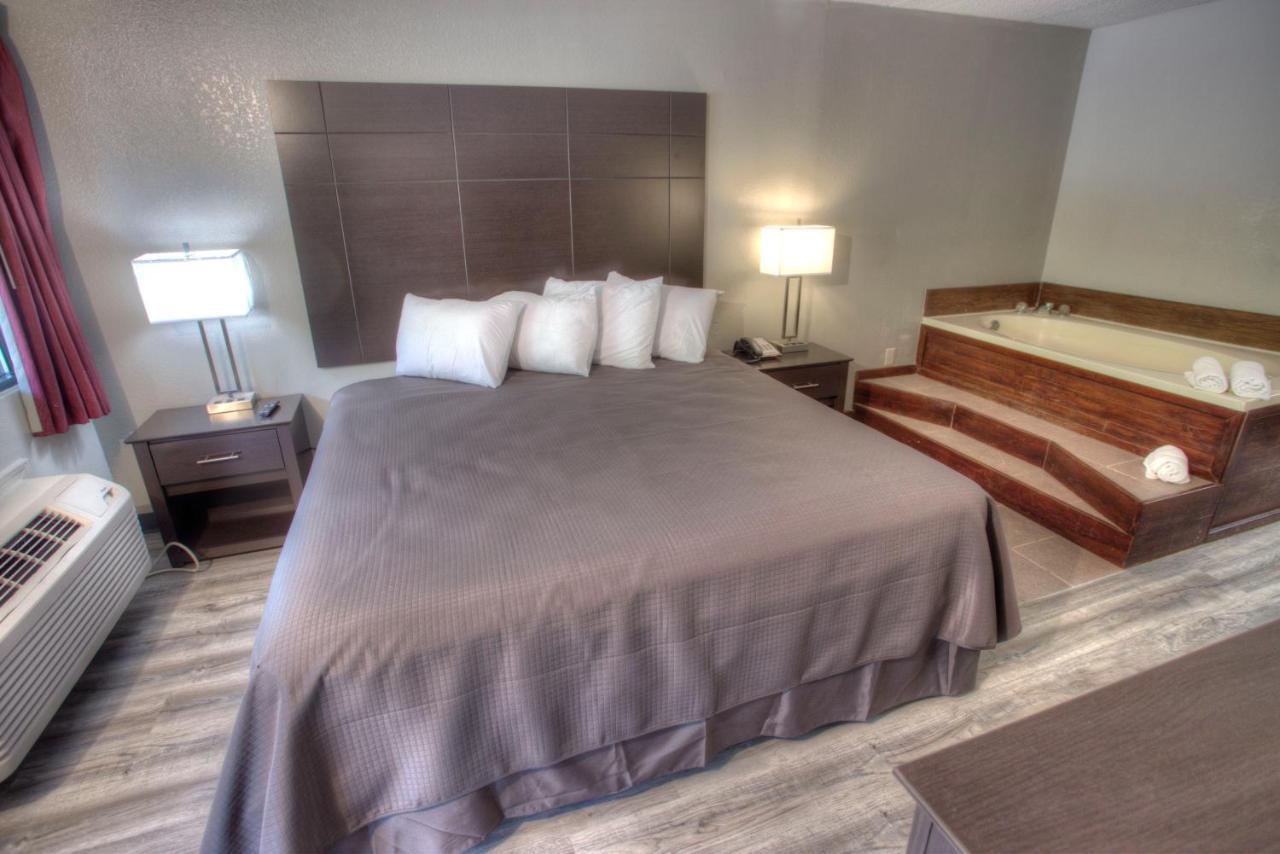 Budgetel Inn And Suites Plus Helen Ngoại thất bức ảnh
