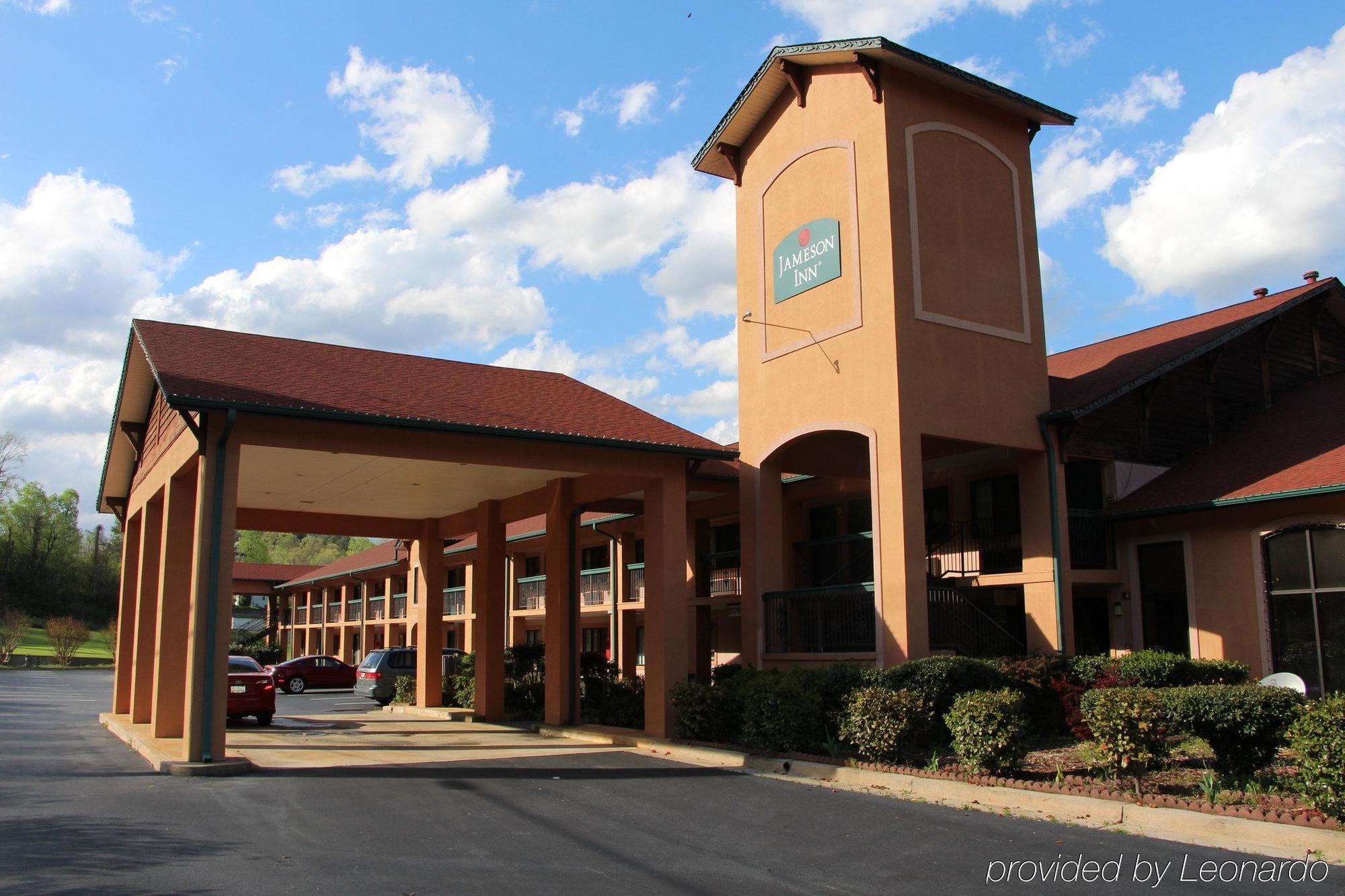 Budgetel Inn And Suites Plus Helen Ngoại thất bức ảnh